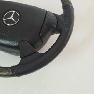 Volante Mercedes Carbono piel Negro