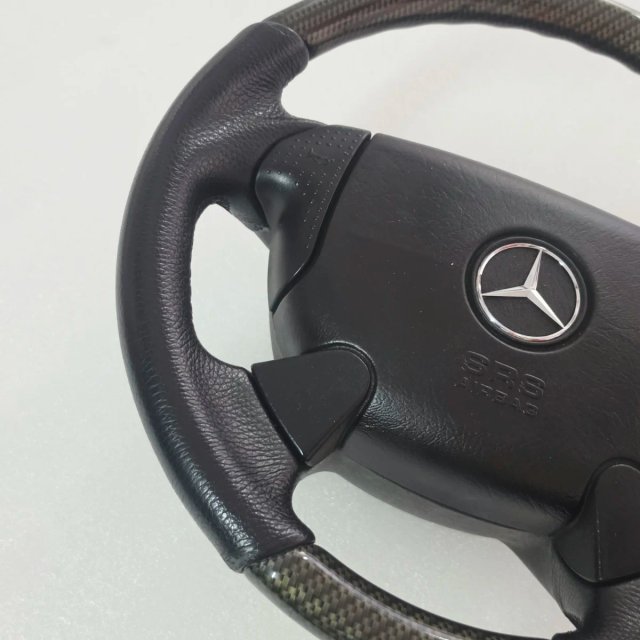 Volante Mercedes Carbono piel Negro