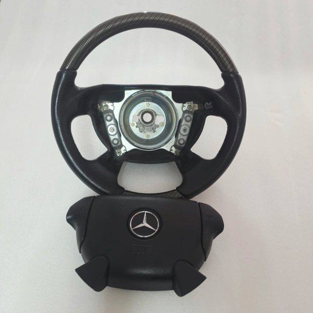 Volante Mercedes Carbono piel Negro