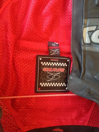 Chaqueta de cuero SPYKE Talla 52 Moto
