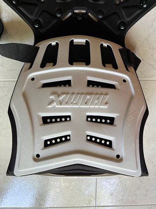 Peto Thor Sentinel Blanco
