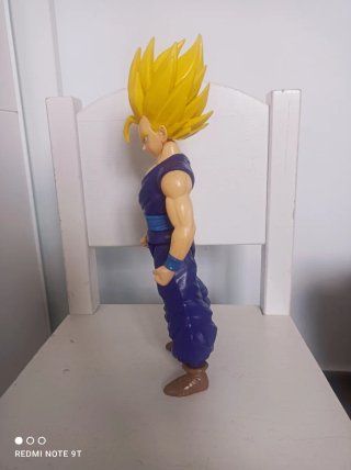 Figura Gohan Fase 2 Dragon Ball