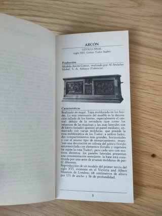 Guia de Oro Reproducción Mueble Estilo revista AD