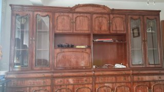 Armario de salón madera y cristal