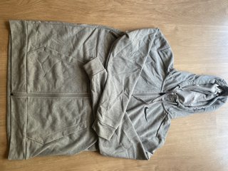 Sudadera Nike Dri-Fit Gris