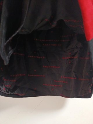 Falda Desigual Negra y Roja