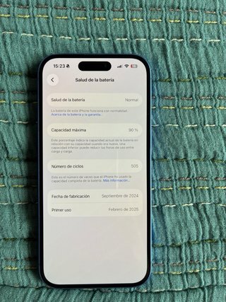 iPhone 16 Azul