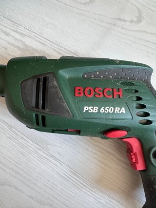 Taladro percutor Bosch PSB 650 RA + maletín