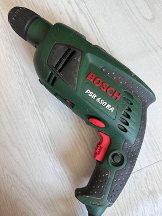 Taladro percutor Bosch PSB 650 RA + maletín