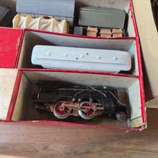 Tren Eléctrico Antiguo Caja Decorada