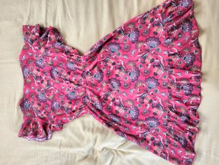 Vestido estampado volantes