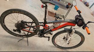 Bicicleta de carbono KTM