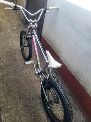 Bicicleta Trial Monty T219 Magura