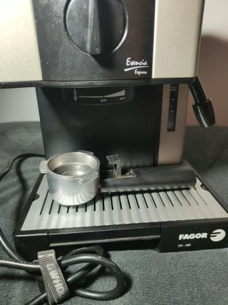 Cafetera Fagor CR-282 Esencia express