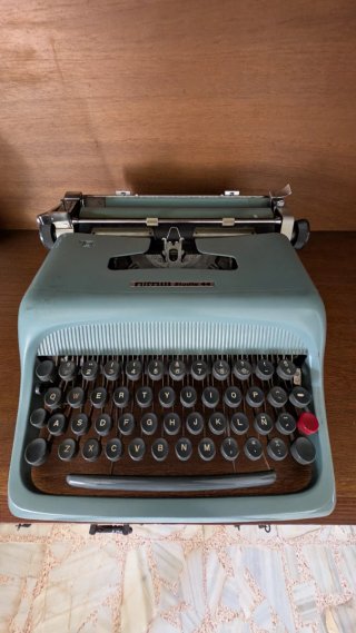Olivetti Studio 44 Máquina de Escribir