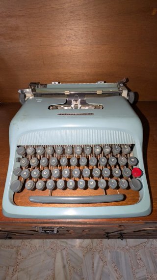 Olivetti Studio 44 Máquina de Escribir