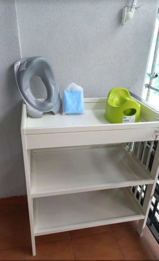 Pack cambiador, orinal y adaptador taza