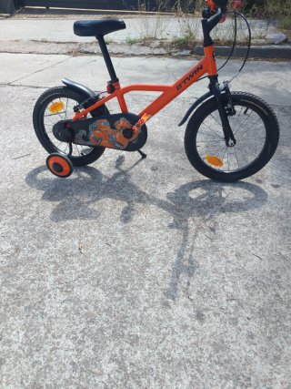 Bicicleta infantil naranja