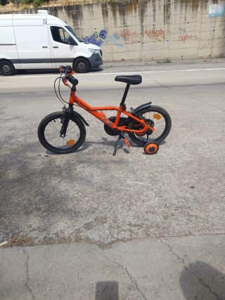 Bicicleta infantil naranja
