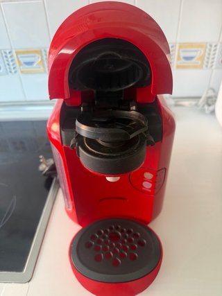Cafetera Bosch Roja