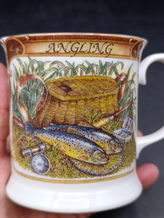 Taza mug de porcelana inglesa Queens