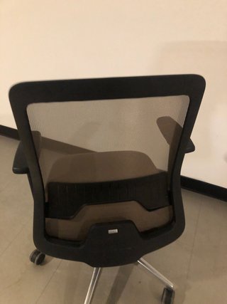 Silla de oficina ergonómica giratoria