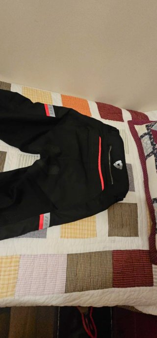 Pantalones de verano rev'it Tornado.