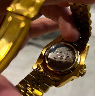Reloj Seiko 5 Automático Dorado
