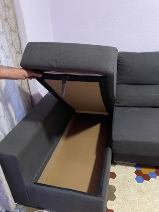 Sofá Chaise Longue Gris con Arcón y 2 Pufs