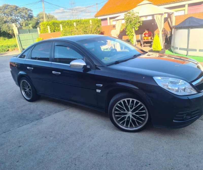 Opel Vectra 2007 - foto 1