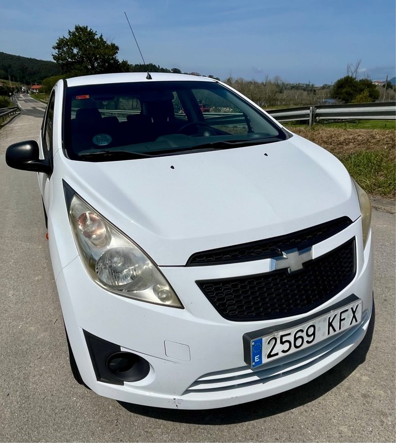 Chevrolet Spark 2010 - foto 1