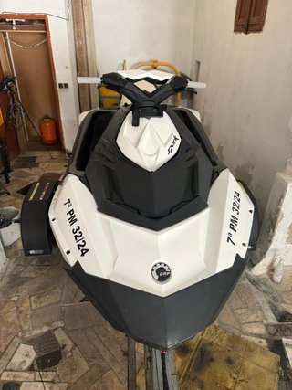 Moto de agua Sea-Doo Spark 136h
