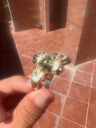 Anillo Toro Oro Diamantes Esmeralda VENDO O CAMBIO