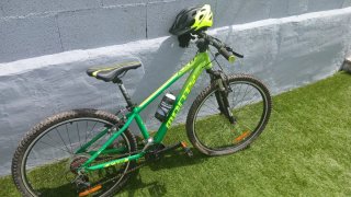 Bicicleta Monty Verde y Negra