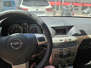 Opel Astra 2007