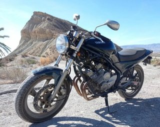 Yamaha XJ600 Naked
