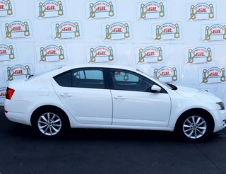 Skoda 5e5807421 paragolpes trasero octavia 1111605
