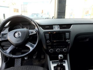 Skoda 5e5807421 paragolpes trasero octavia 1111605