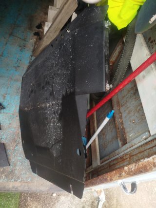 Cubre cárter metálico