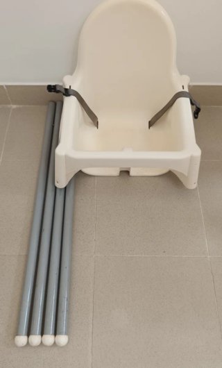 Trona IKEA con patas y funda