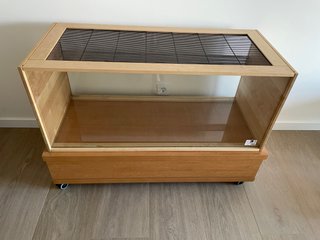 Jaula para hámster de madera y cristal