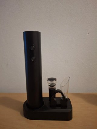Set di posate in argento e utensili da cucina