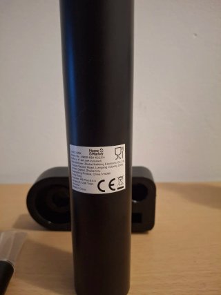 Set di posate in argento e utensili da cucina