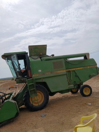 Cosechadora John Deere 1155