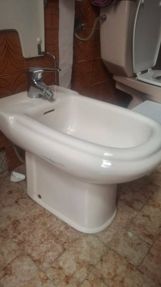 Bidé Roca Blanco con Tapa