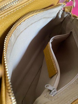 Borsa a tracolla gialla con portamonete