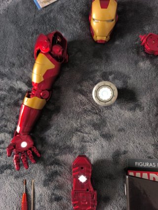 Piezas Armadura Iron Man Metal y Plástico