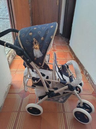 Coche de muñecas con capazo y bolso