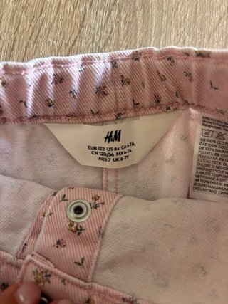 Falda H&M flores niña 6-7 años