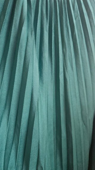 Falda plisada verde Zara